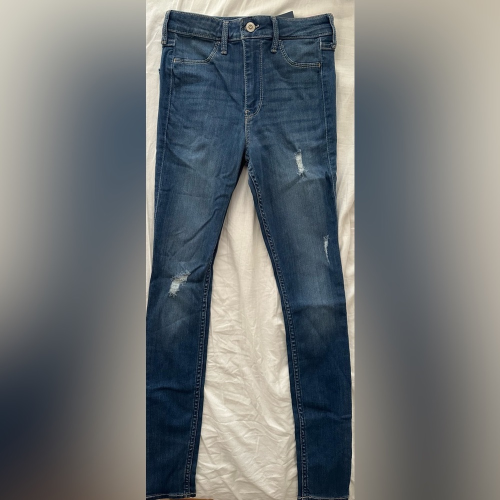 Hollister skinny jeans size 3 Regular *NEW*